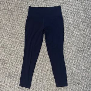 Athleta Salutation Stash Pocket II 7/8 Tight